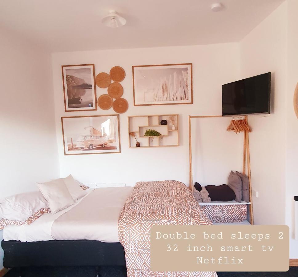 Rotoruas Tiny Gem Bnb With Spa Exterior photo